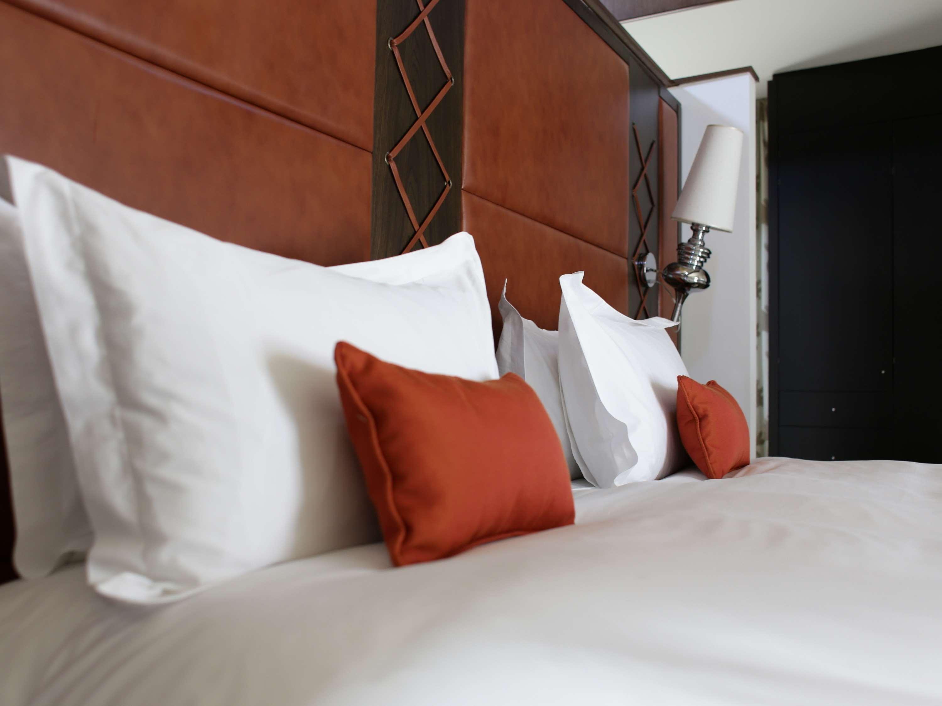 蒙得维的亚卡拉斯科赌场和spa中心索菲特酒店 外观 照片 A bed with pillows
