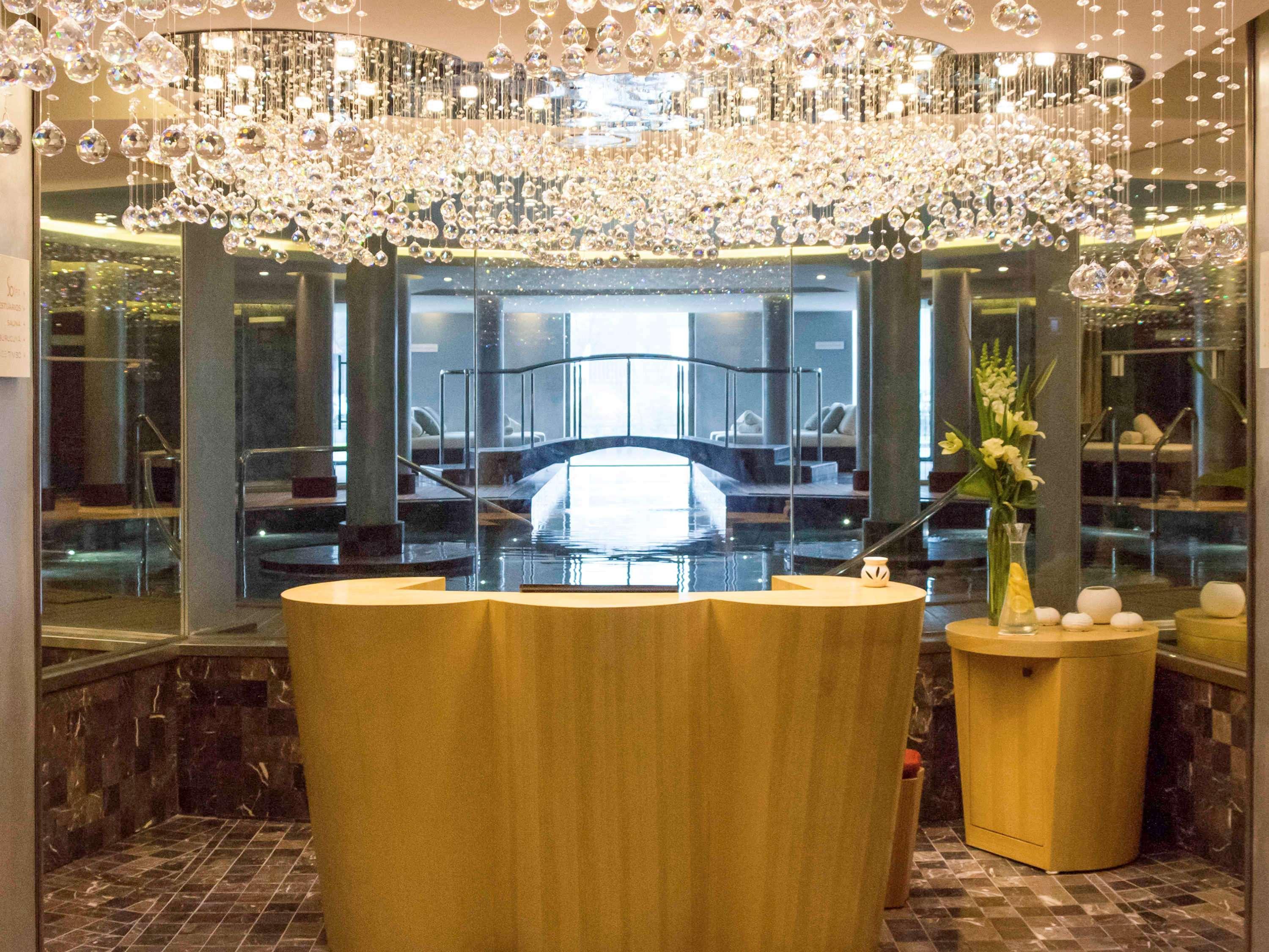 蒙得维的亚卡拉斯科赌场和spa中心索菲特酒店 外观 照片 The lobby of the hotel