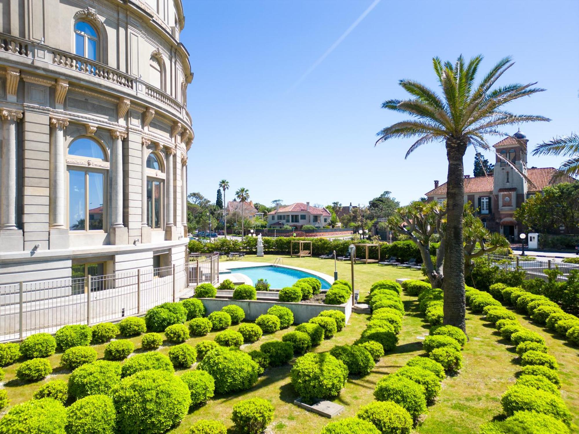 蒙得维的亚卡拉斯科赌场和spa中心索菲特酒店 外观 照片 Residential area in Marbella